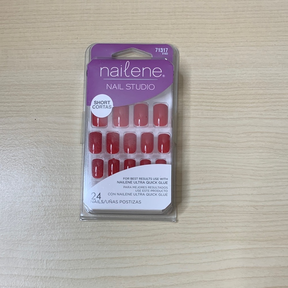 Nail Studio Red Nail Set